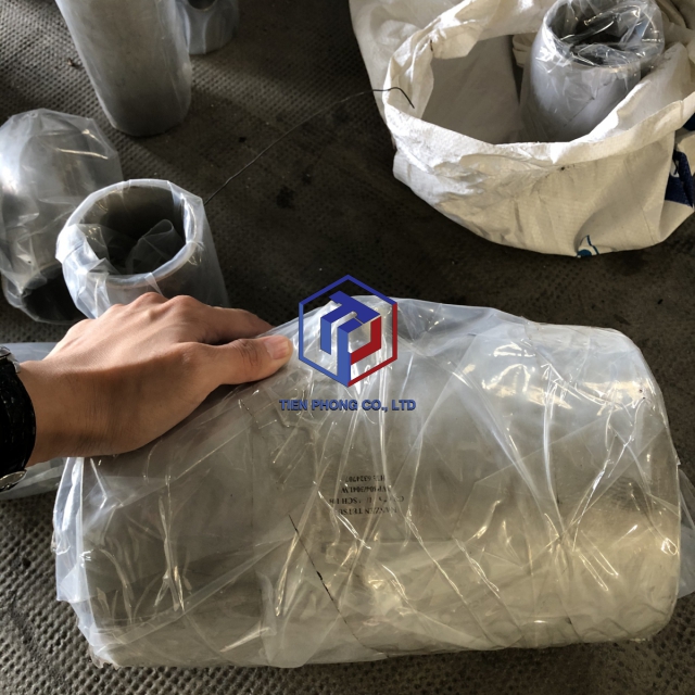 TÊ GIẢM INOX