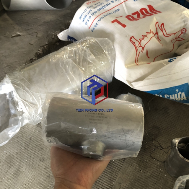 TÊ GIẢM INOX